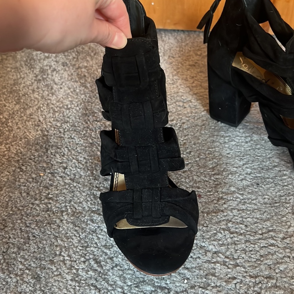 Heeled Sandals - Picture 3 of 5